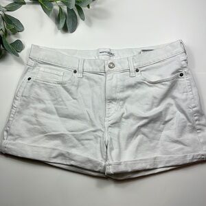 Banana Republic > White Jean Roll Up Shorts 30